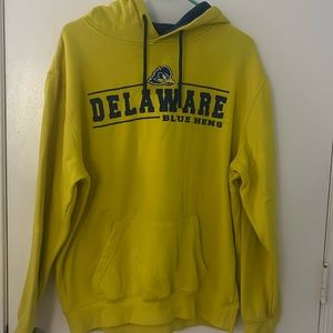 University of Delaware sweatshirt. Size Large. Like new.